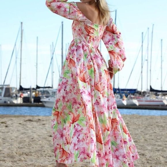 Floral off shoulder long sleeved flowy Maxi Dress - Picture 3 of 6